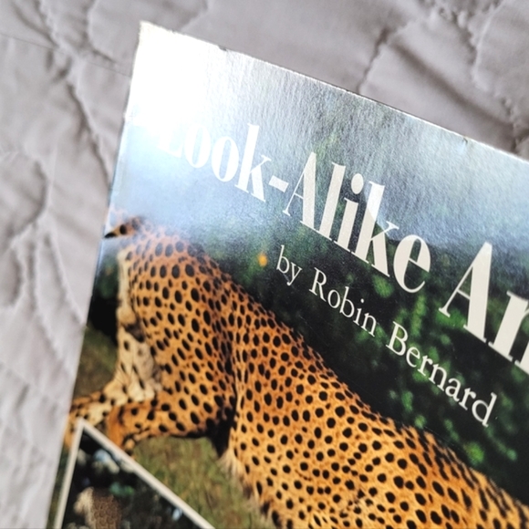 3/$15 🌸 Look-Alike Animals - Picture 3 of 7